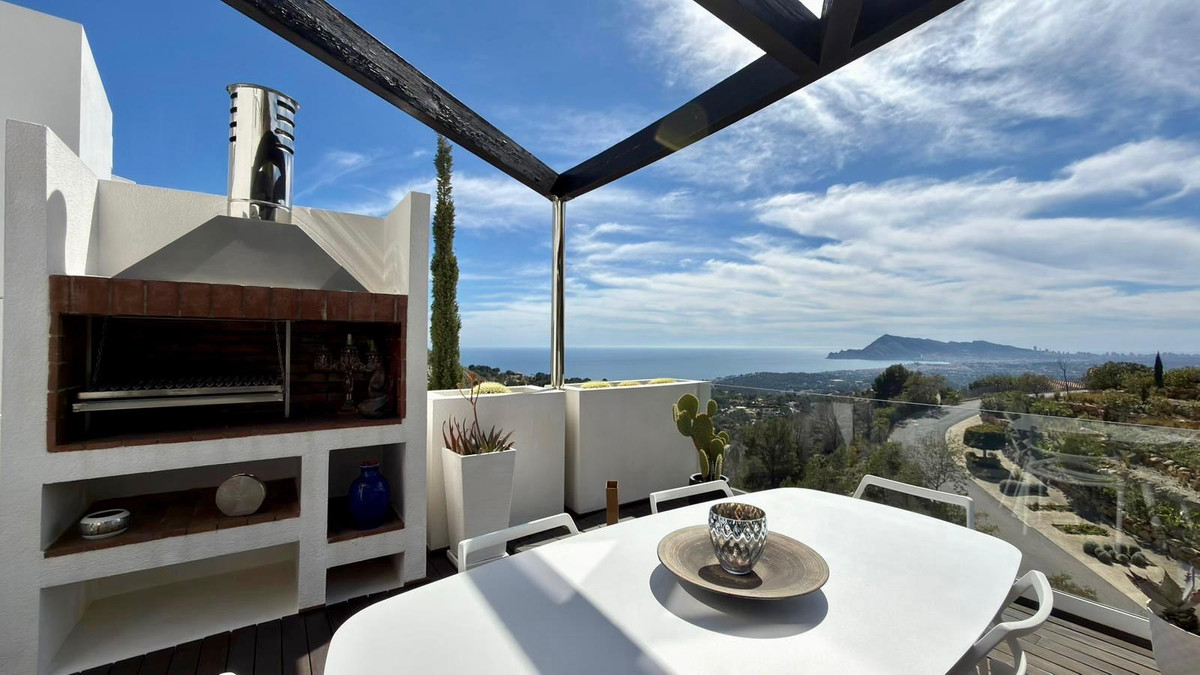 4 Bed Apartment for sale in Altea Costa Blanca, Alicante, Spain