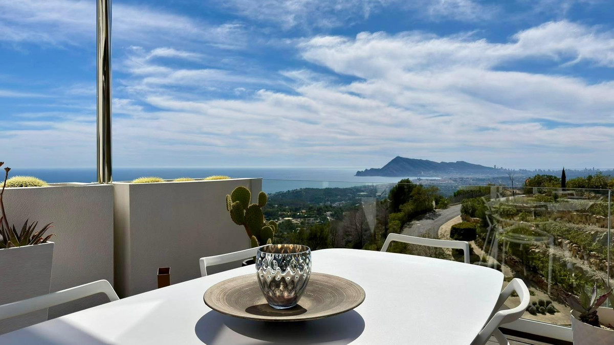 4 Bed Apartment for sale in Altea Costa Blanca, Alicante, Spain