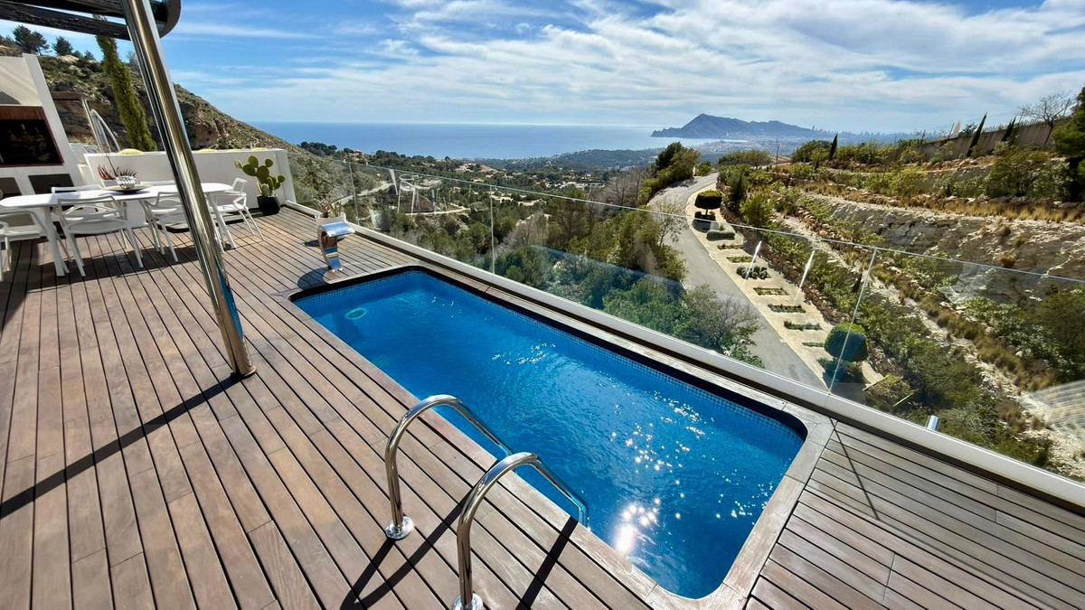 4 Bed Apartment for sale in Altea Costa Blanca, Alicante, Spain