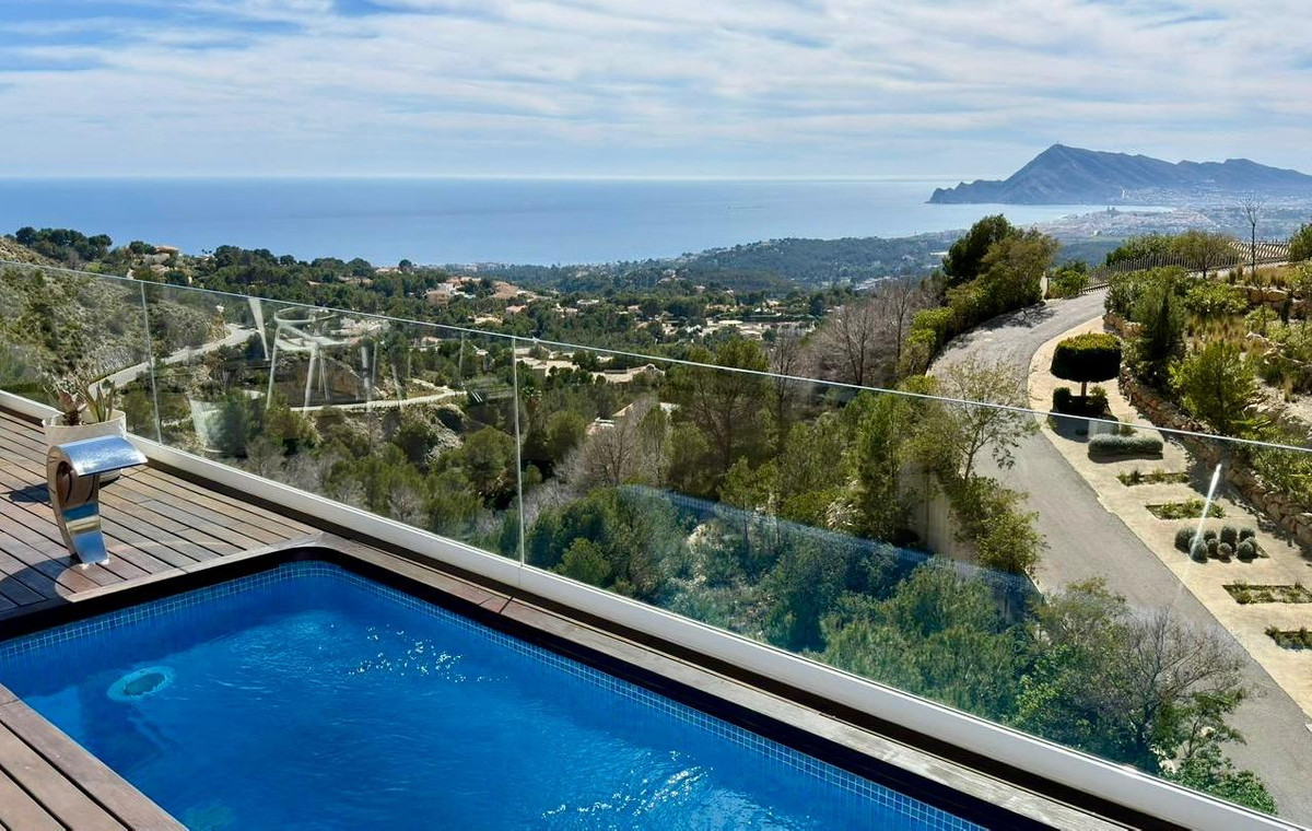4 Bed Apartment for sale in Altea Costa Blanca, Alicante, Spain