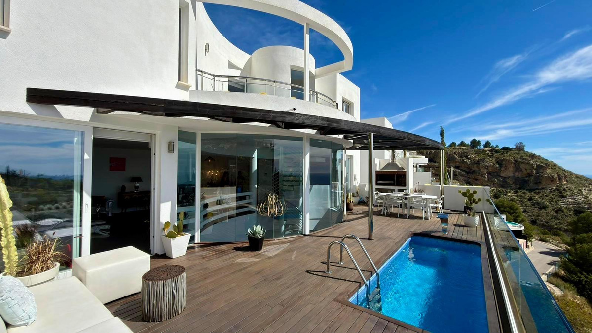 4 Bed Apartment for sale in Altea Costa Blanca, Alicante, Spain