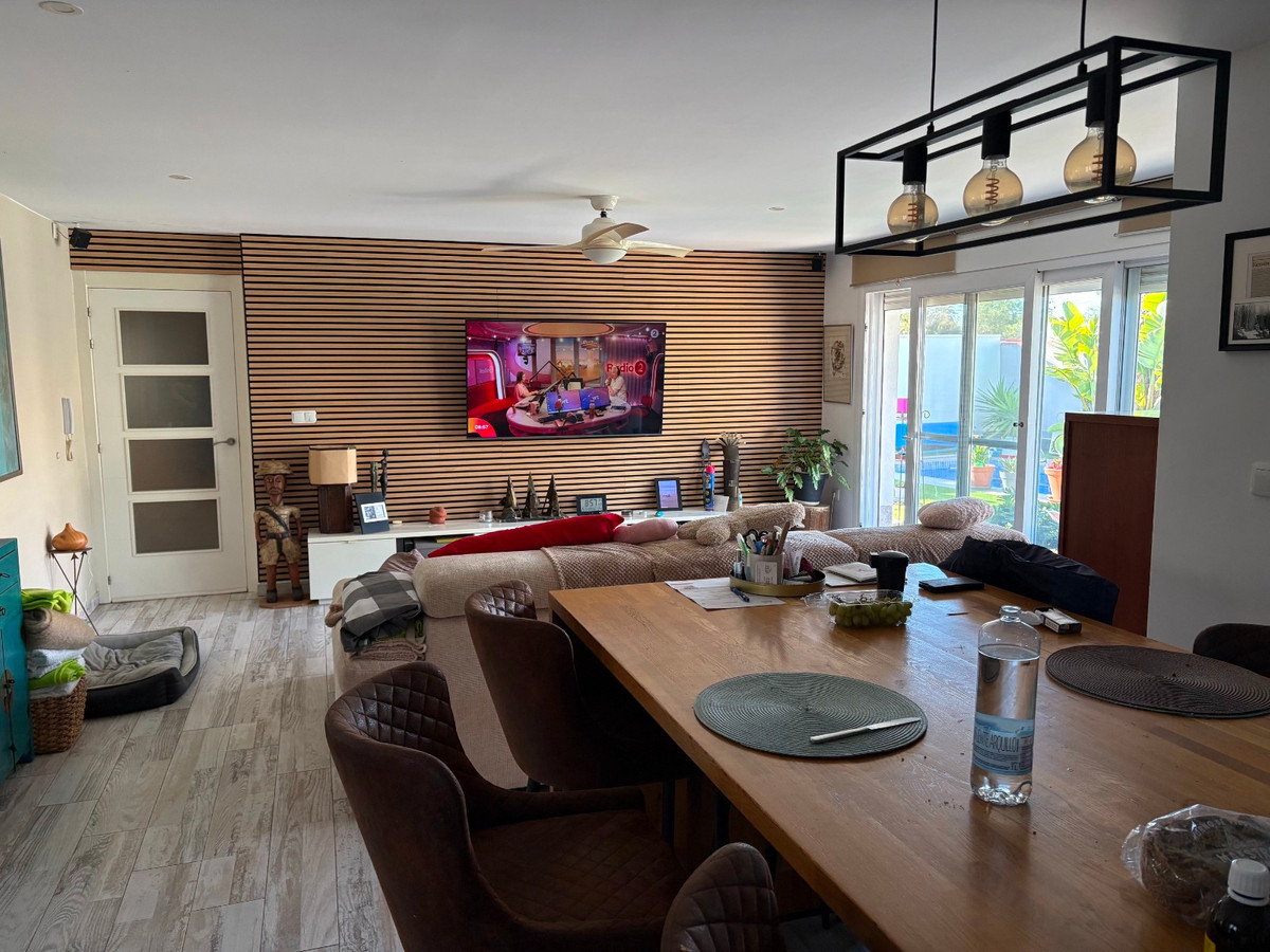 2 Bed Townhouse for sale in Torrevieja Costa Blanca, Alicante, Spain