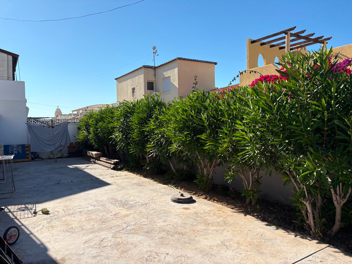 2 Bed Townhouse for sale in Torrevieja Costa Blanca, Alicante, Spain