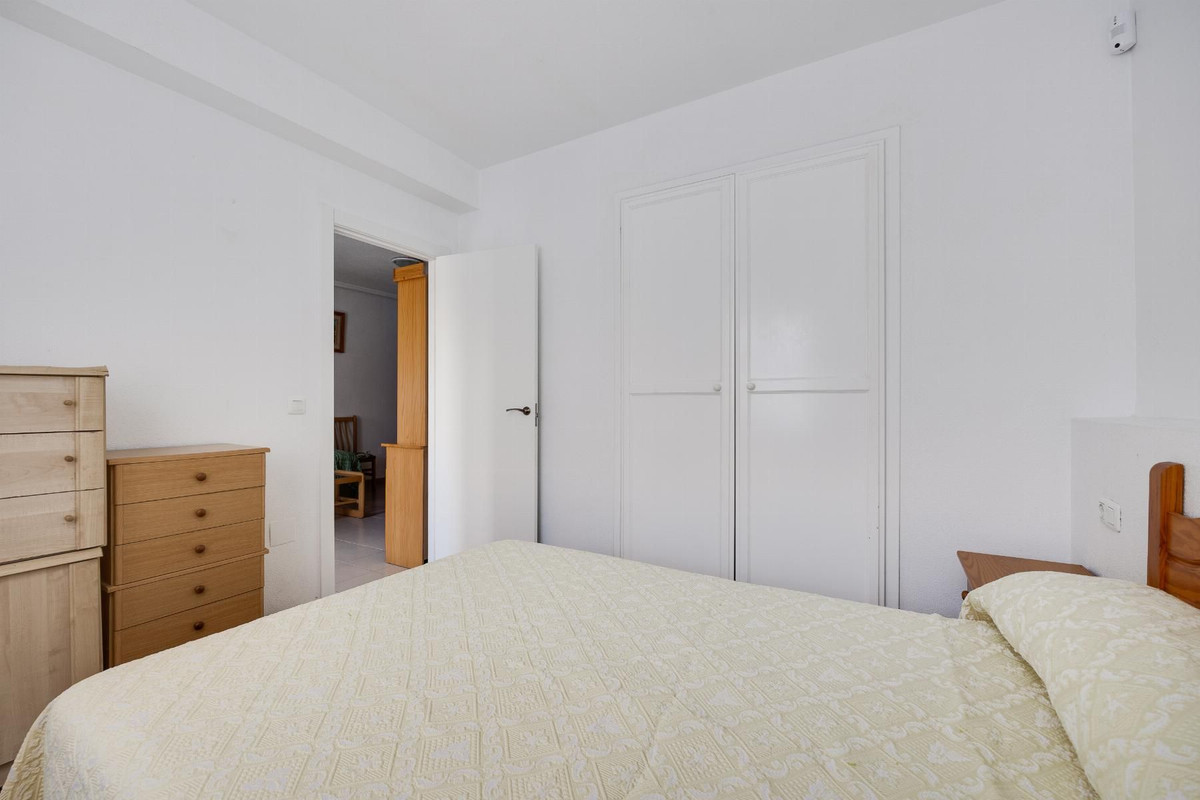 Se vende Bungalow de 2 dormitorios en Costa Blanca, Alicante, España