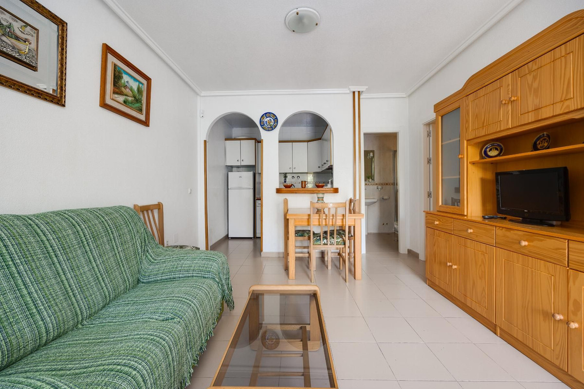 Se vende Bungalow de 2 dormitorios en Costa Blanca, Alicante, España