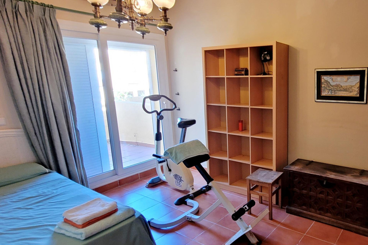 4 Bed Townhouse for sale in Estepona Costa Del Sol, Málaga, Spain