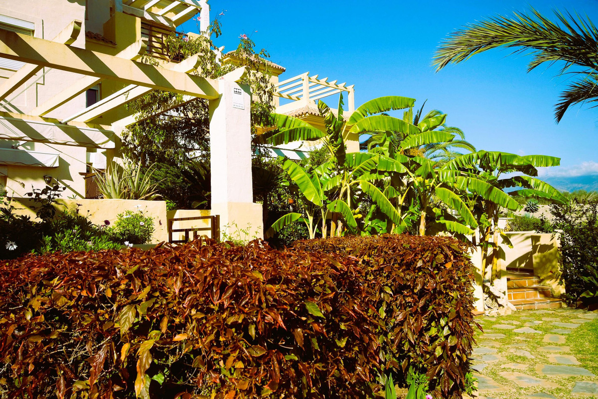 4 Bed Townhouse for sale in Estepona Costa Del Sol, Málaga, Spain
