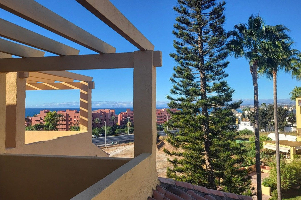 4 Bed Townhouse for sale in Estepona Costa Del Sol, Málaga, Spain