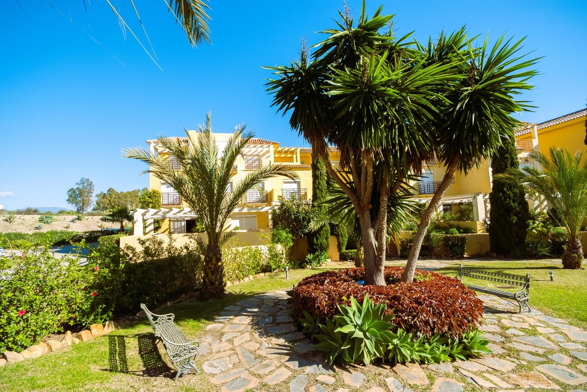 4 Bed Townhouse for sale in Estepona Costa Del Sol, Málaga, Spain