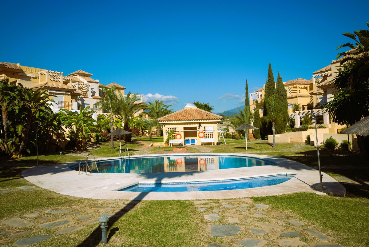 4 Bed Townhouse for sale in Estepona Costa Del Sol, Málaga, Spain