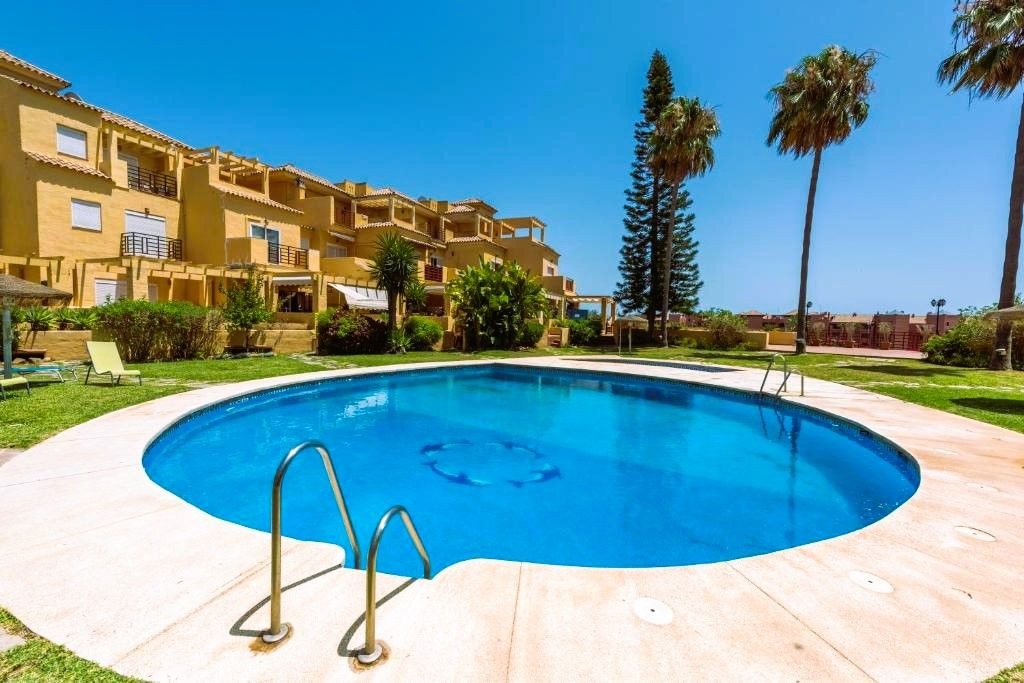 4 Bed Townhouse for sale in Estepona Costa Del Sol, Málaga, Spain