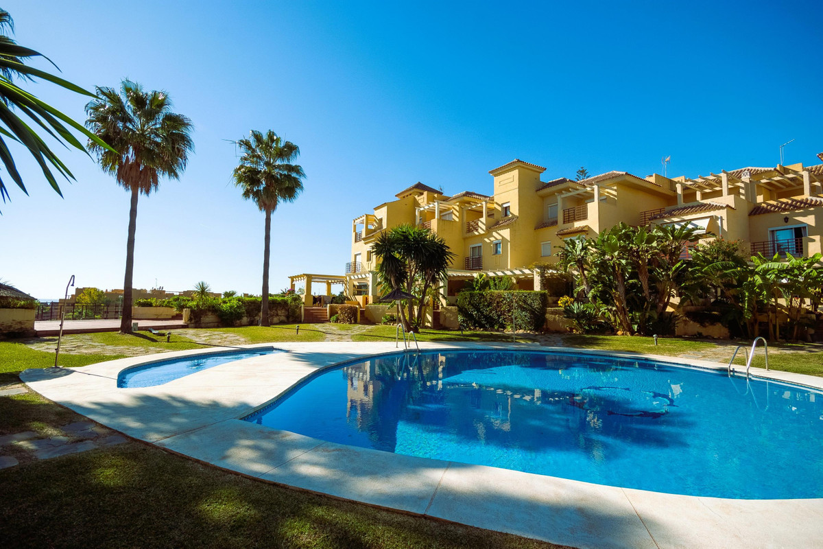 4 Bed Townhouse for sale in Estepona Costa Del Sol, Málaga, Spain