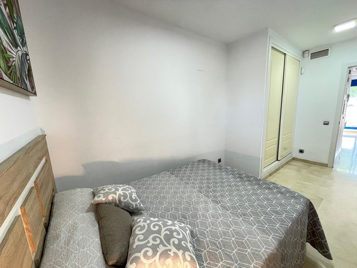Se vende Apartamento Planta Media de 1 dormitorios en Costa Del Sol, Málaga, España