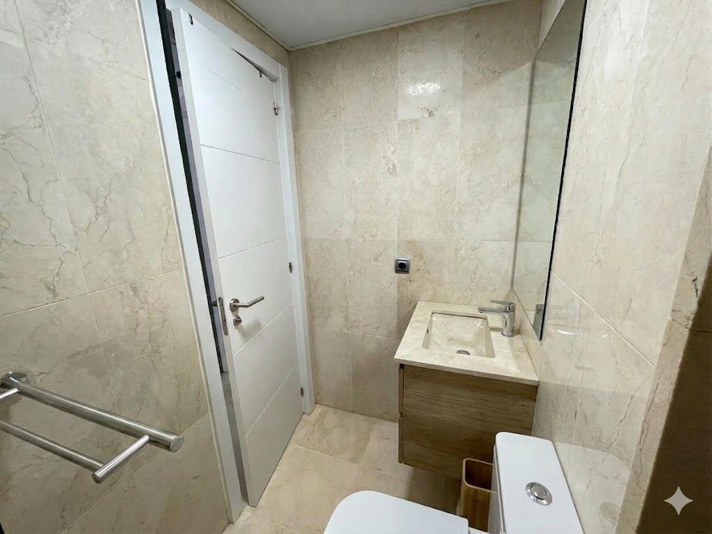 Se vende Apartamento Planta Media de 1 dormitorios en Costa Del Sol, Málaga, España