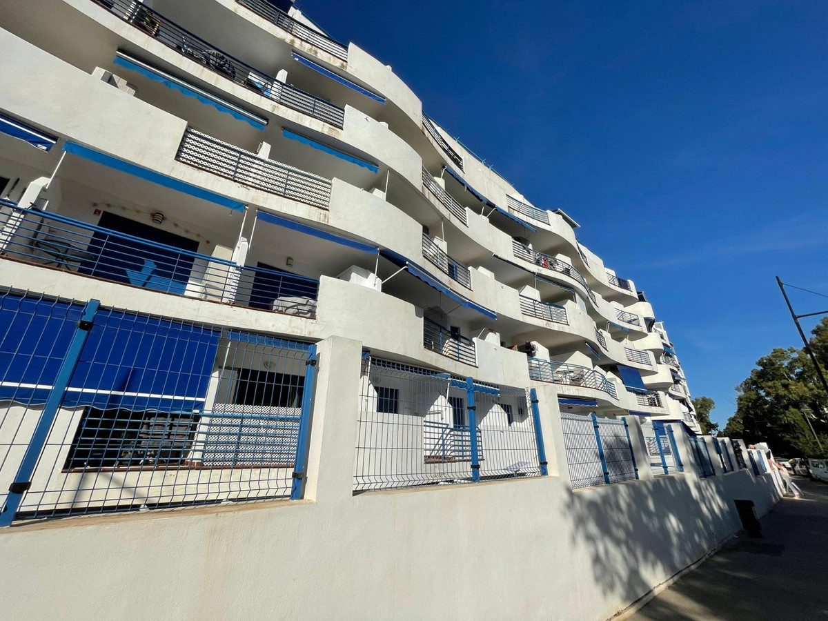 Se vende Apartamento Planta Media de 1 dormitorios en Costa Del Sol, Málaga, España