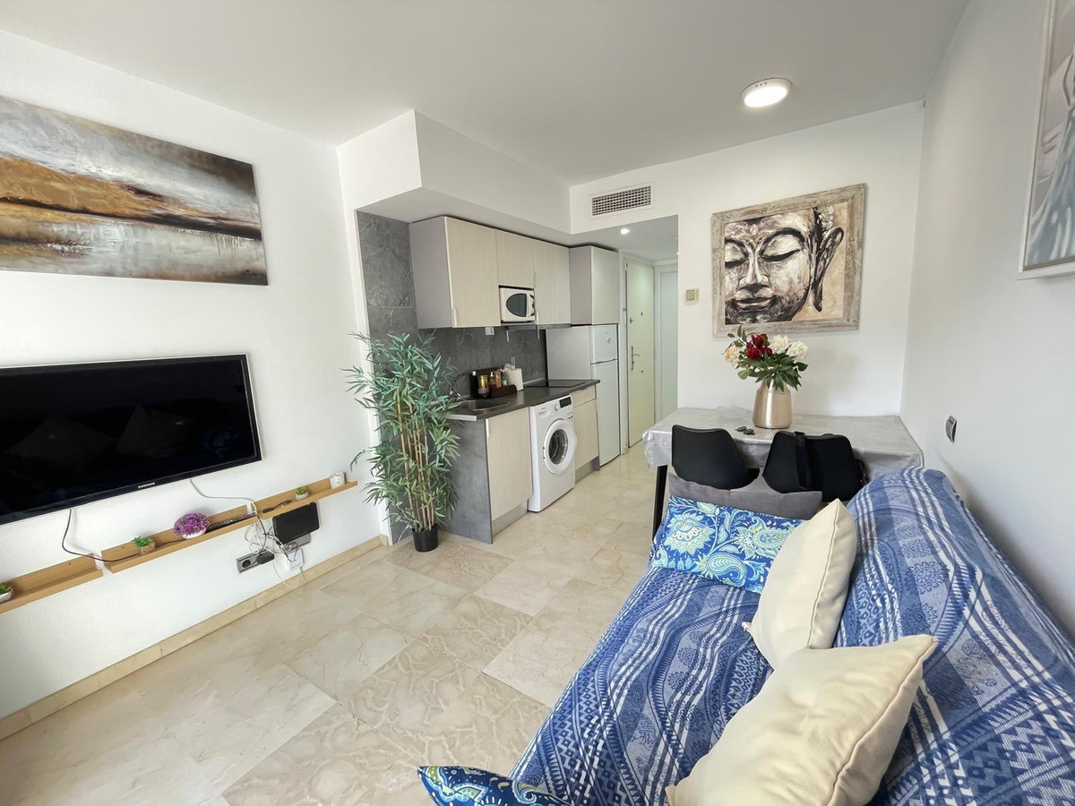 Se vende Apartamento Planta Media de 1 dormitorios en Costa Del Sol, Málaga, España