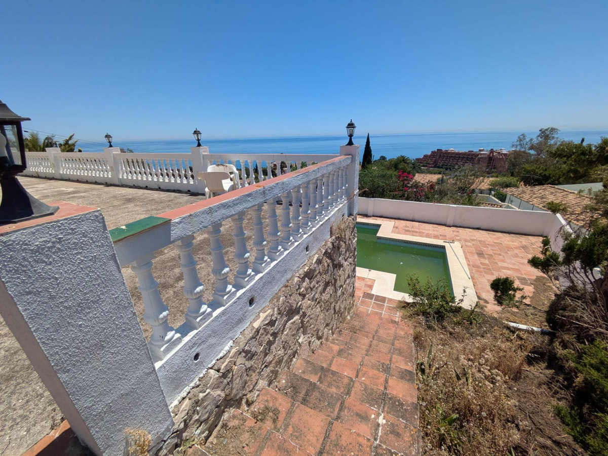 3 Bed Townhouse for sale in Benalmadena Costa Del Sol, Málaga, Spain