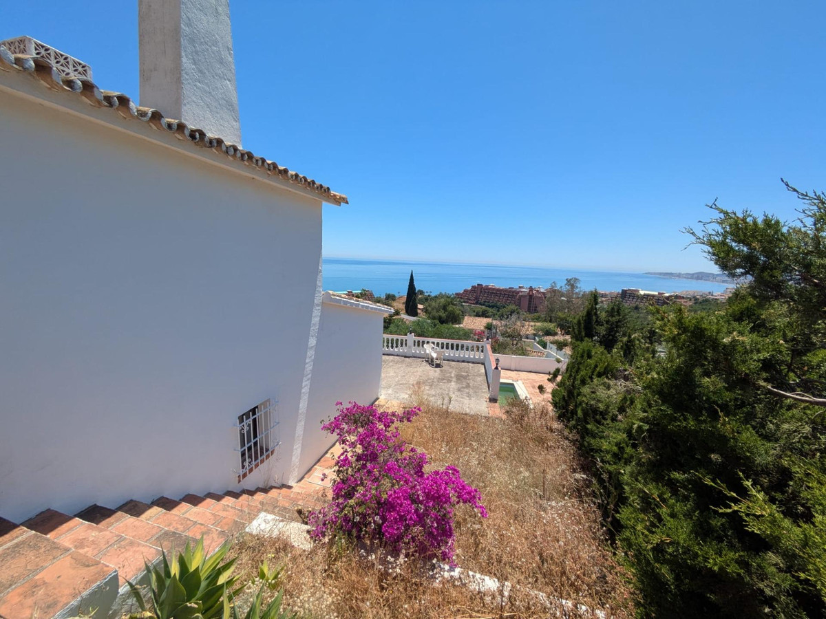 3 Bed Townhouse for sale in Benalmadena Costa Del Sol, Málaga, Spain