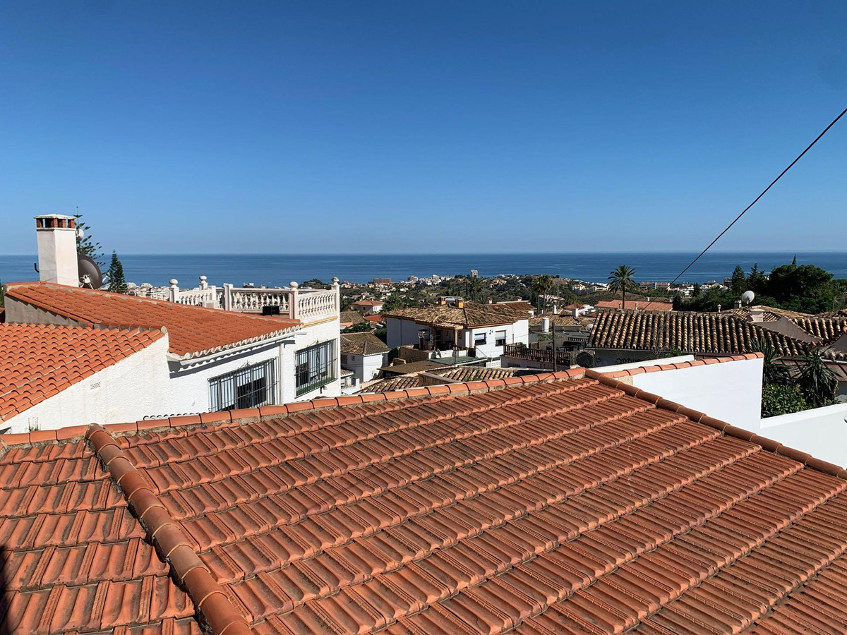 4 Bed Townhouse for sale in Benalmadena Costa Del Sol, Málaga, Spain