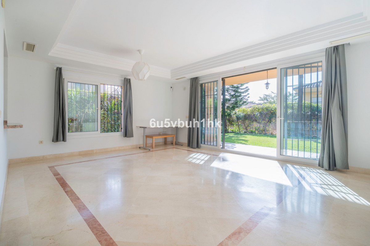 Se vende Adosada de 3 dormitorios en Costa Del Sol, Málaga, España