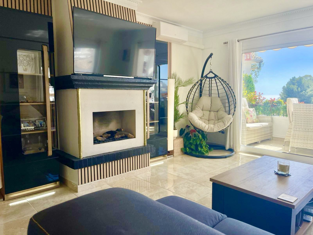 2 Bed Apartment for sale in Mijas Costa Del Sol, Málaga, Spain