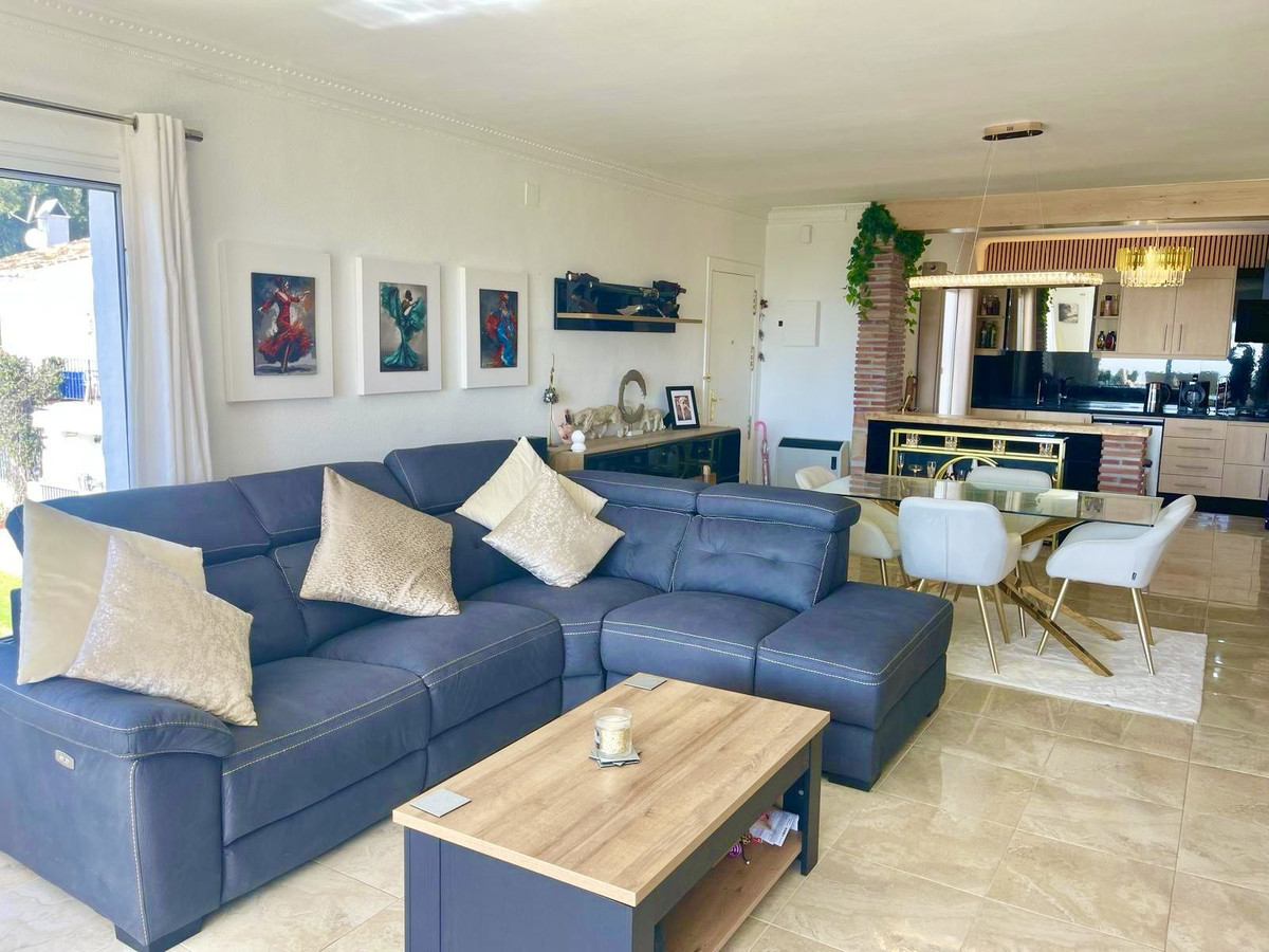 2 Bed Apartment for sale in Mijas Costa Del Sol, Málaga, Spain