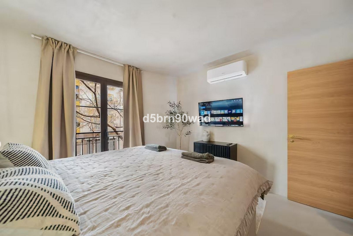 3 Bed Apartment for sale in Marbella Costa Del Sol, Málaga, Spain