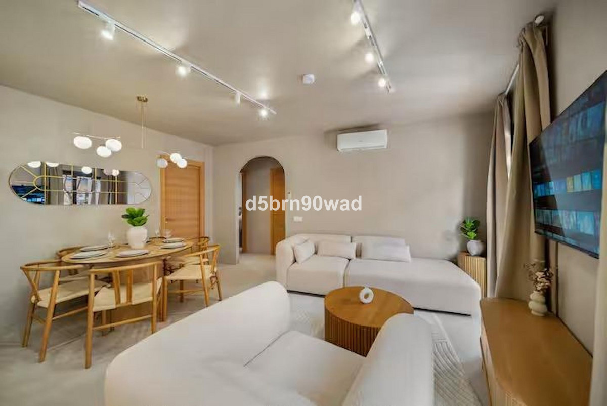3 Bed Apartment for sale in Marbella Costa Del Sol, Málaga, Spain