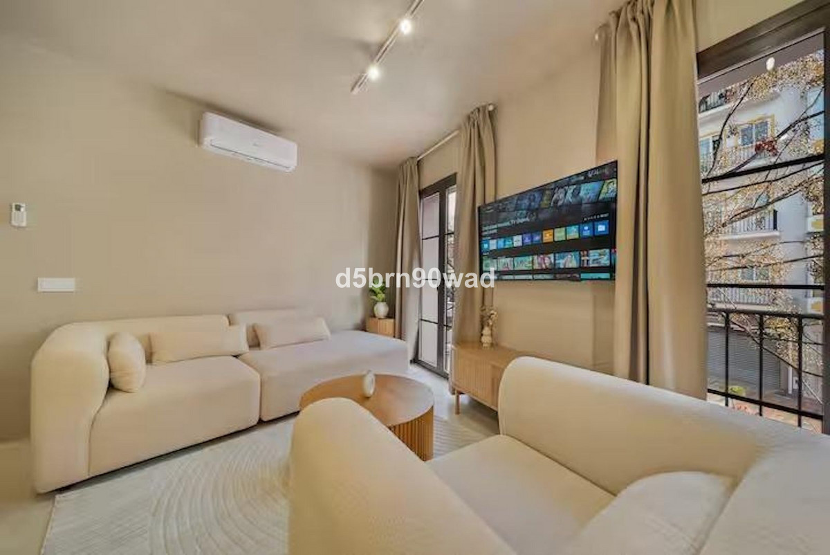 3 Bed Apartment for sale in Marbella Costa Del Sol, Málaga, Spain