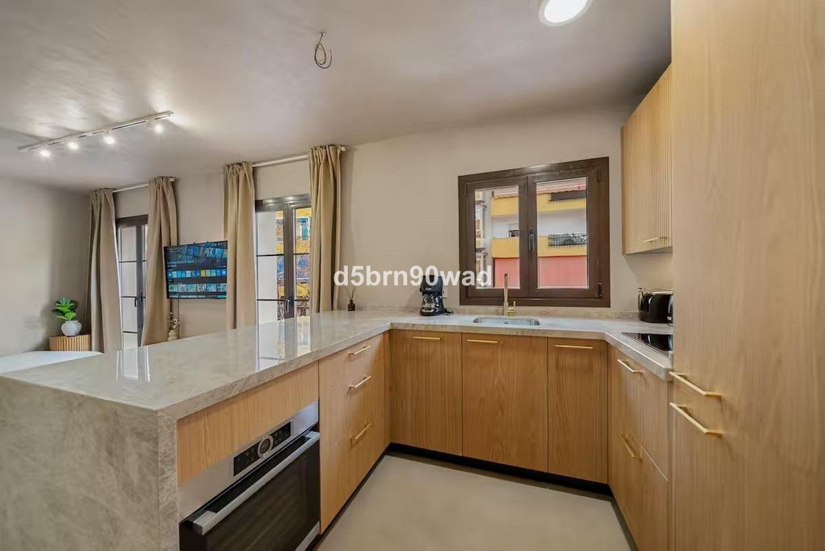 3 Bed Apartment for sale in Marbella Costa Del Sol, Málaga, Spain
