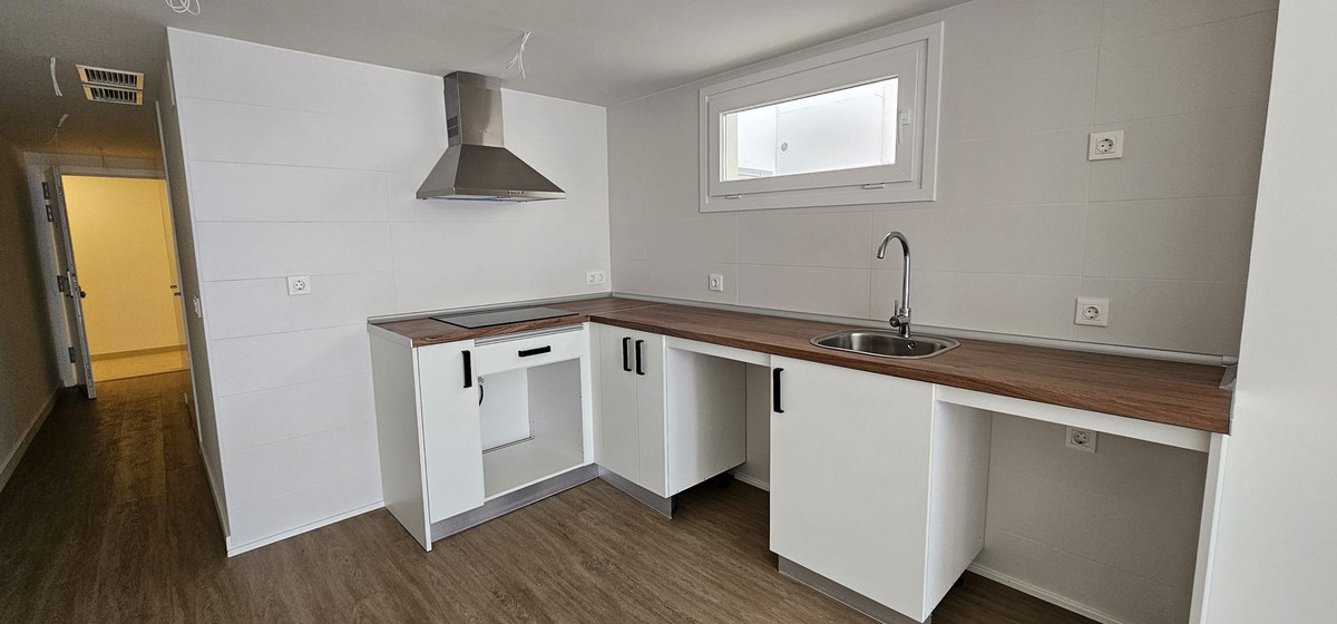 Se vende Apartamento Planta Media de 2 dormitorios en Costa Del Sol, Málaga, España