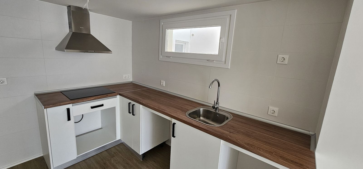 Se vende Apartamento Planta Media de 2 dormitorios en Costa Del Sol, Málaga, España