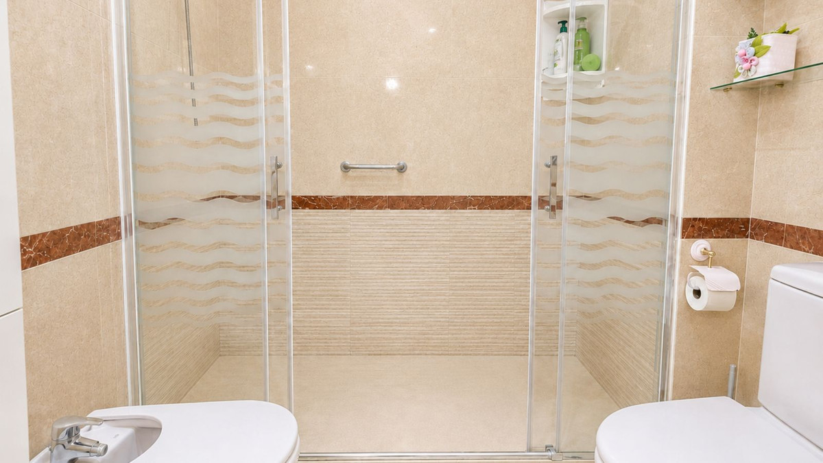 3 Bed Apartment for sale in Estepona Costa Del Sol, Málaga, Spain