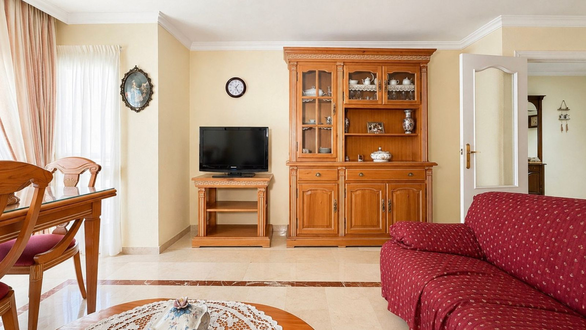 3 Bed Apartment for sale in Estepona Costa Del Sol, Málaga, Spain