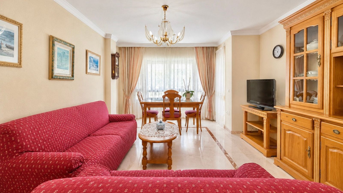 3 Bed Apartment for sale in Estepona Costa Del Sol, Málaga, Spain