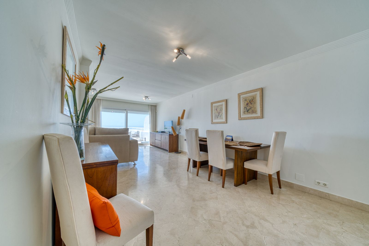 2 Bed Apartment for sale in Estepona Costa Del Sol, Málaga, Spain
