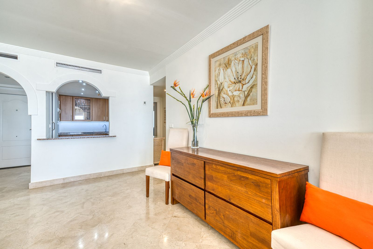 2 Bed Apartment for sale in Estepona Costa Del Sol, Málaga, Spain