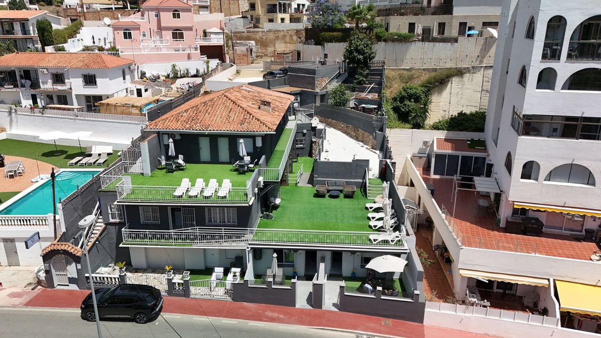 13 Bed Commercial unit for sale in Fuengirola Costa Del Sol, Málaga, Spain