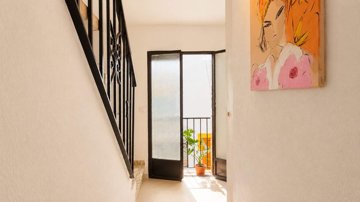 2 Bed Townhouse for sale in Ojén Costa Del Sol, Málaga, Spain