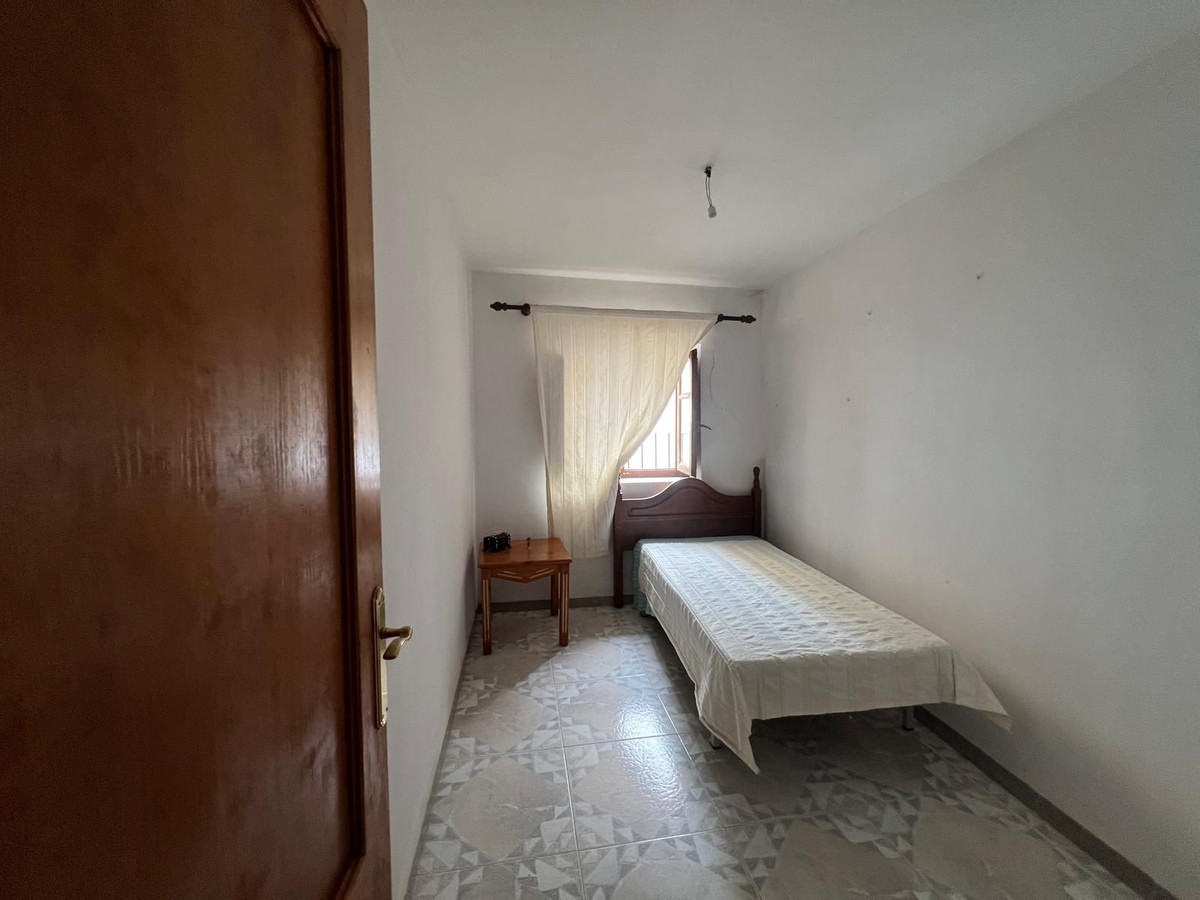 Se vende Pareada de 6 dormitorios en Costa Del Sol, Málaga, España