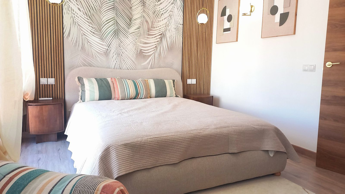 4 Bed Townhouse for sale in Calahonda Costa Del Sol, Málaga, Spain