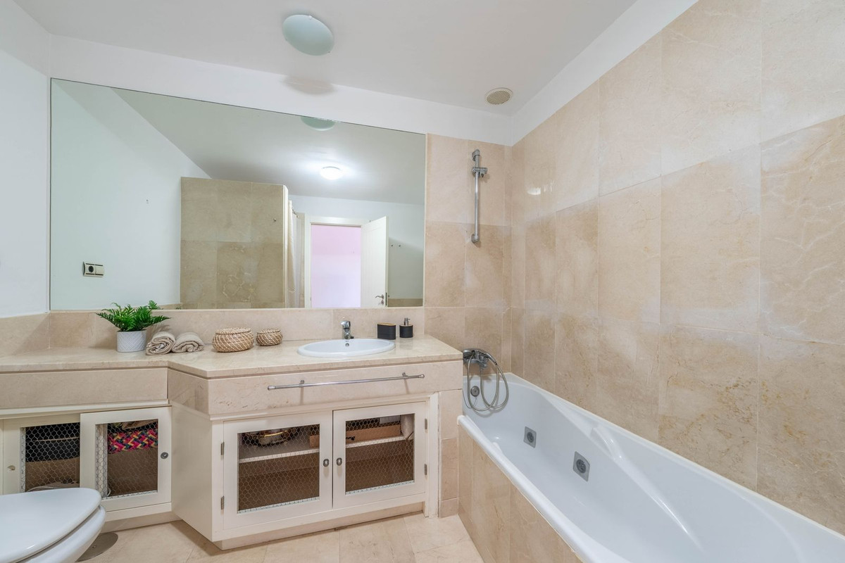 2 Bed Apartment for sale in Manilva Costa Del Sol, Málaga, Spain