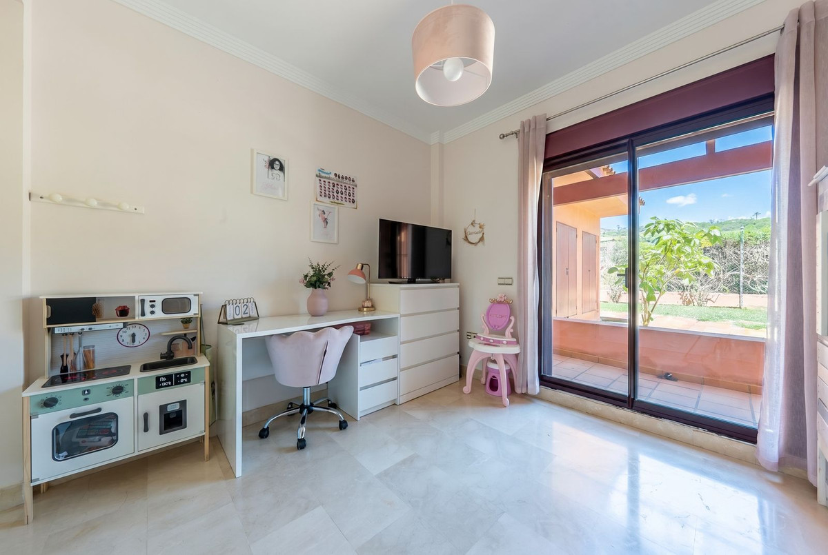 2 Bed Apartment for sale in Manilva Costa Del Sol, Málaga, Spain