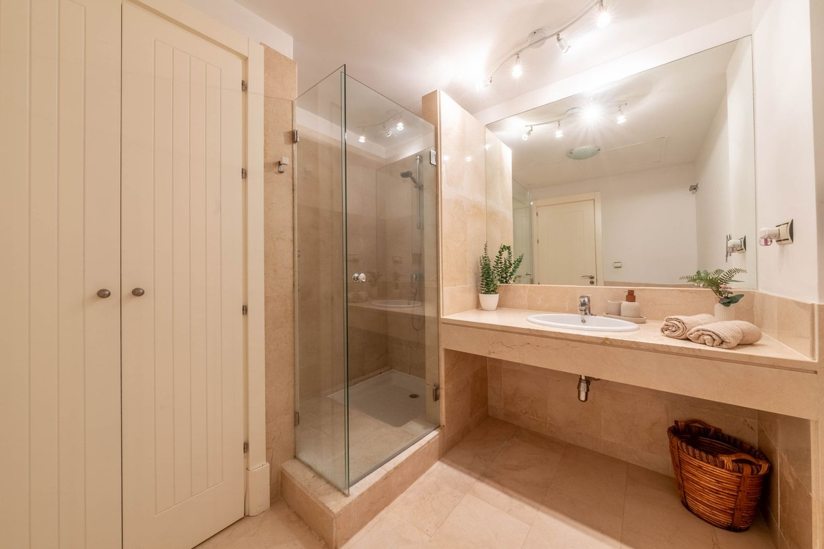2 Bed Apartment for sale in Manilva Costa Del Sol, Málaga, Spain