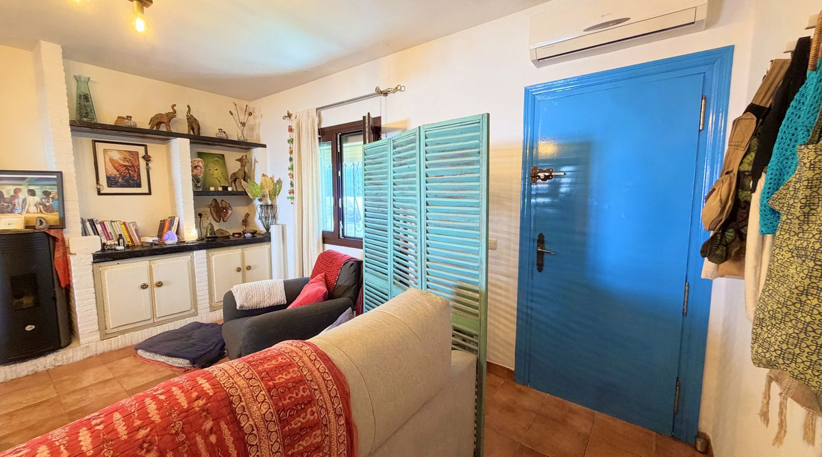 3 Bed Townhouse for sale in Benahavís Costa Del Sol, Málaga, Spain