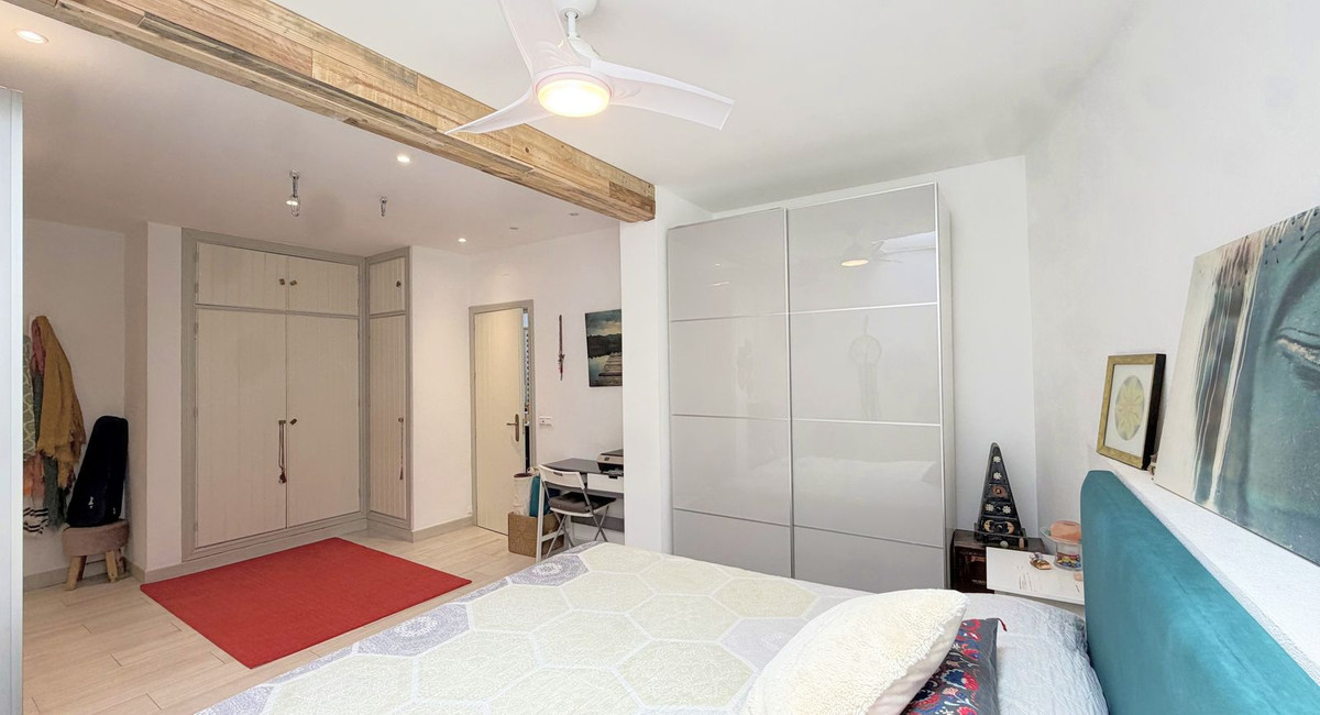 3 Bed Townhouse for sale in Benahavís Costa Del Sol, Málaga, Spain