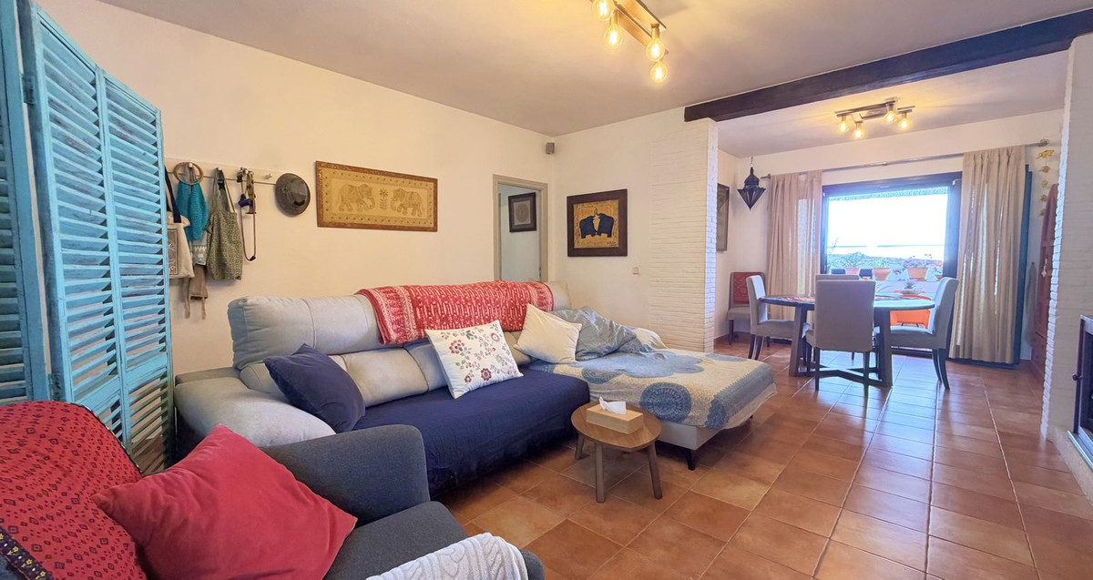 3 Bed Townhouse for sale in Benahavís Costa Del Sol, Málaga, Spain