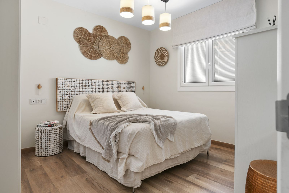 3 Bed Apartment for sale in Benalmadena Costa Costa Del Sol, Málaga, Spain