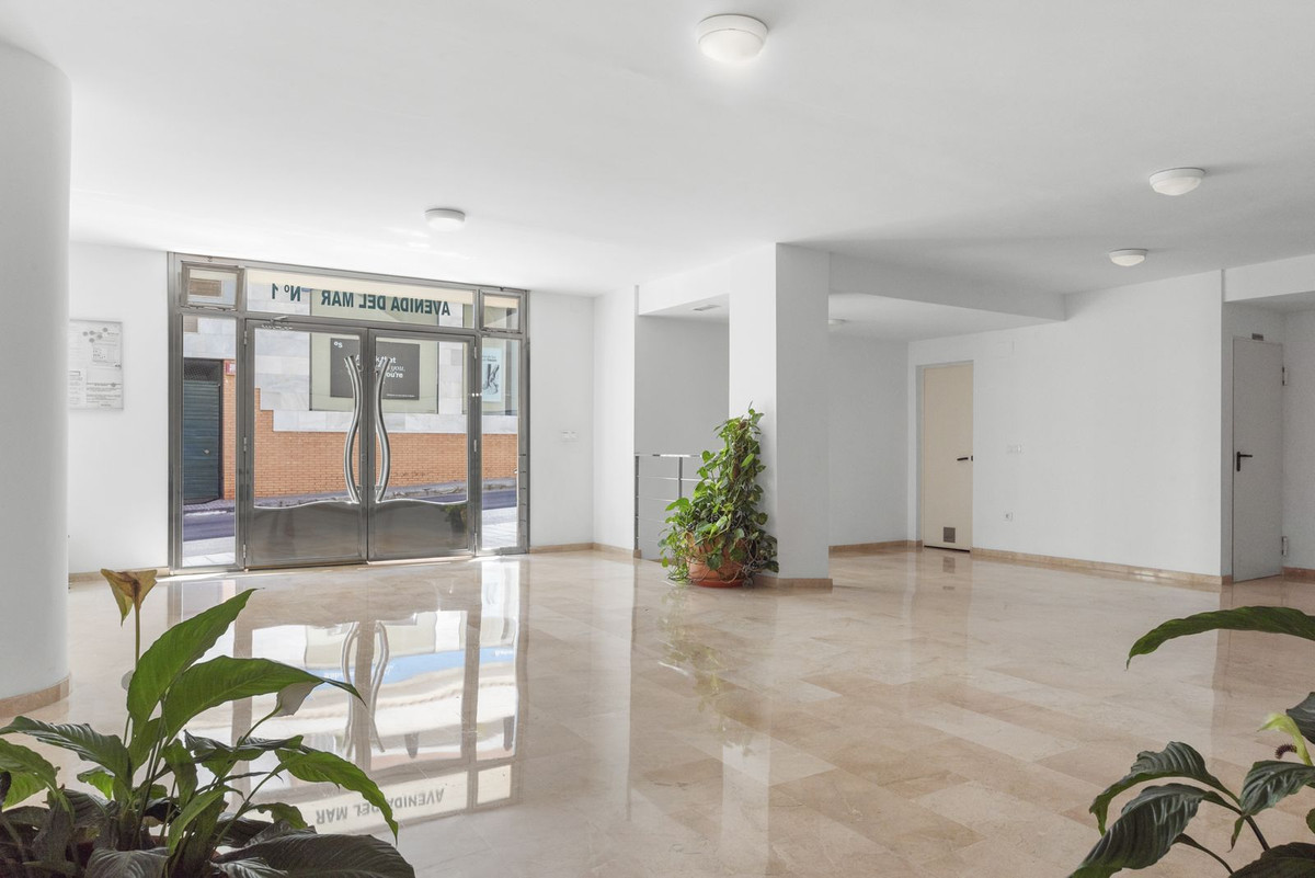 3 Bed Apartment for sale in Benalmadena Costa Costa Del Sol, Málaga, Spain