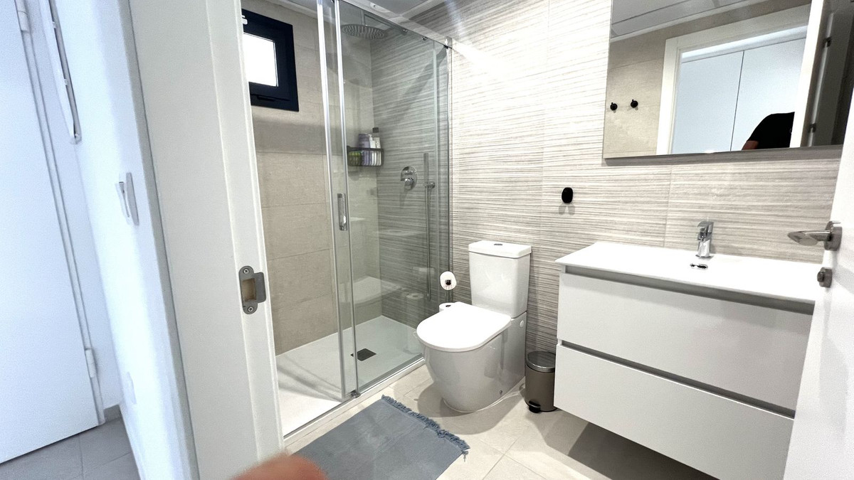 3 Bed Apartment for sale in Villamartin Costa Blanca, Alicante, Spain